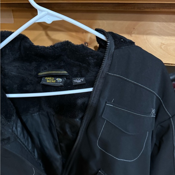 Mountain Hardware Women’s Large Black - Picture 2 of 4